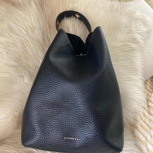 Fiorelli Bucket Bag - Picture 3 of 4
